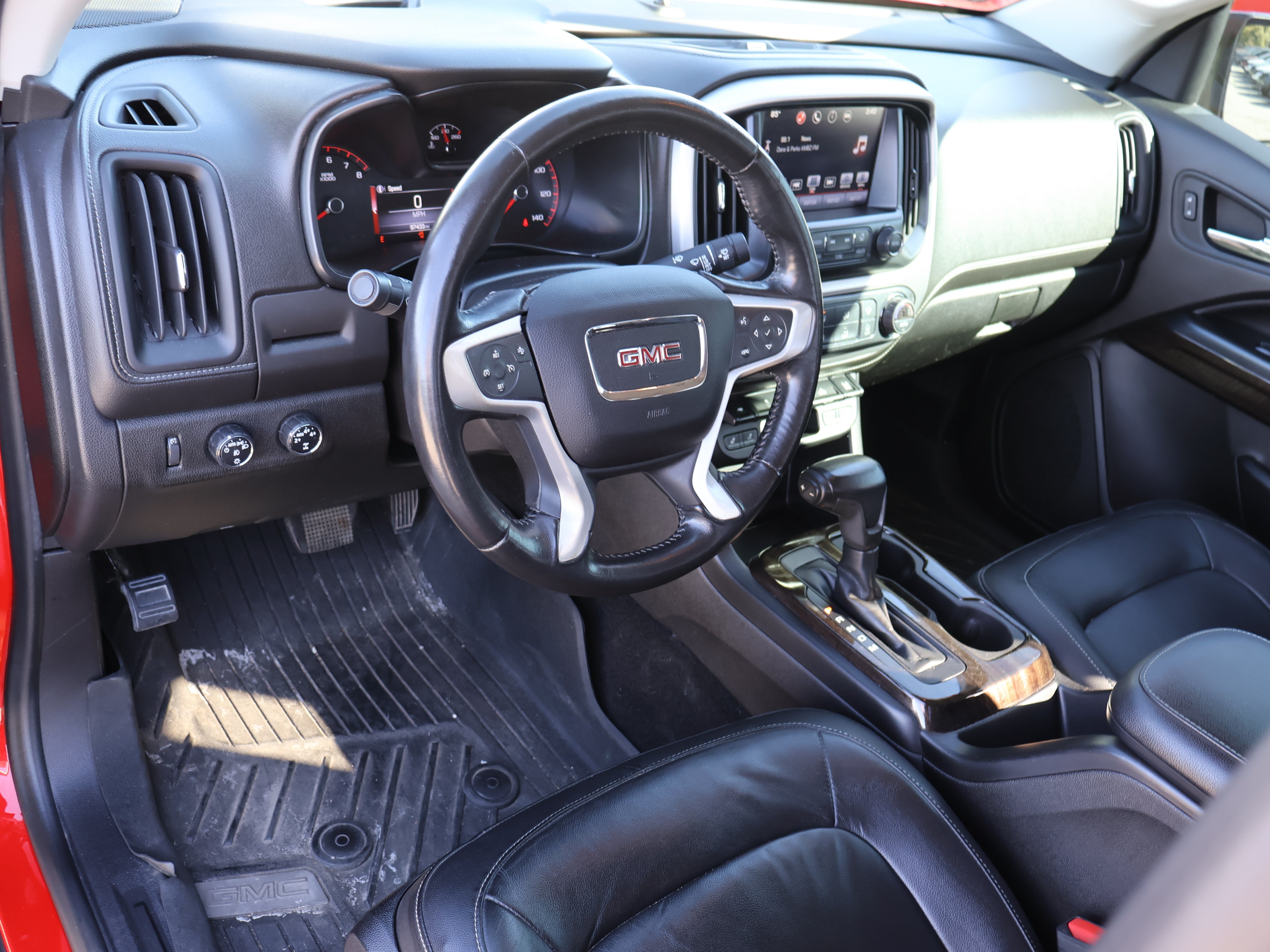 Used 2016 GMC Canyon SLT w/ Driver Alert Package AWD/4WD image 18