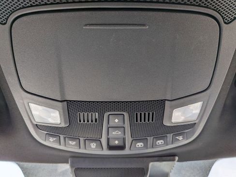 Used 2022 Ford F350 Lariat AWD/4WD image 14