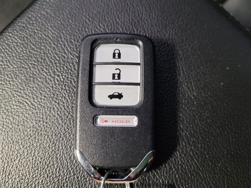Used 2021 Honda Accord Sport image 32