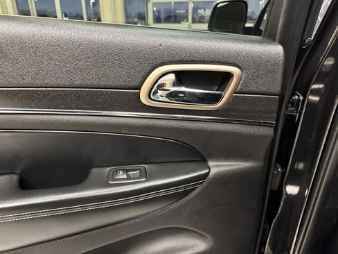 Used 2015 Jeep Grand Cherokee Limited AWD/4WD image 44