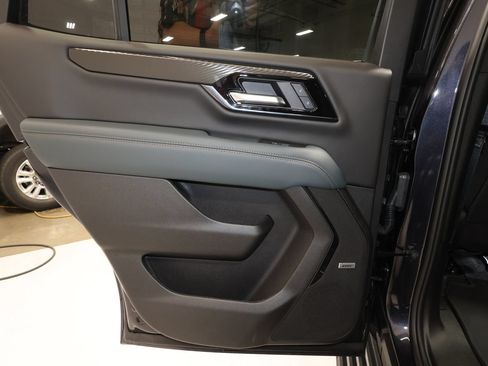 Used 2026 GMC Yukon AT4 w/ AT4 Premium Package AWD/4WD image 24