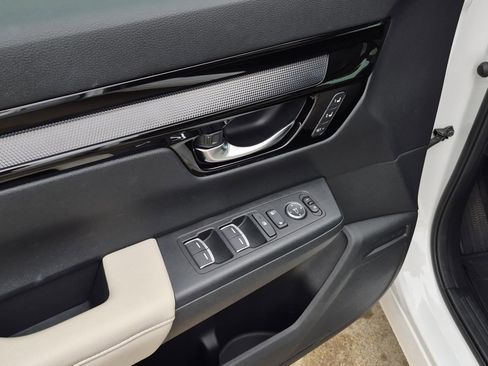 Used 2024 Honda CR-V EX-L image 12
