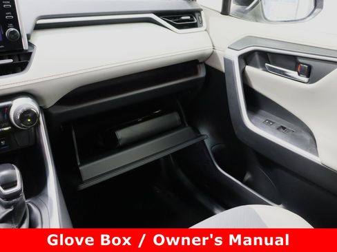 Certified 2022 Toyota RAV4 Limited image 24