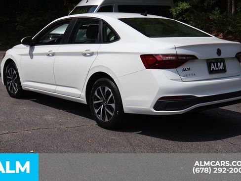 Used 2024 Volkswagen Jetta S FWD image 9