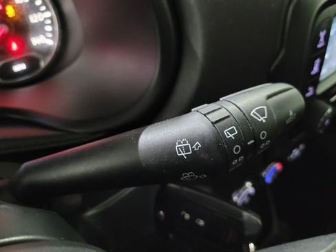 Used 2016 Jeep Renegade Sport w/ Sound Group image 26