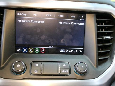 Used 2023 GMC Acadia SLE FWD image 27