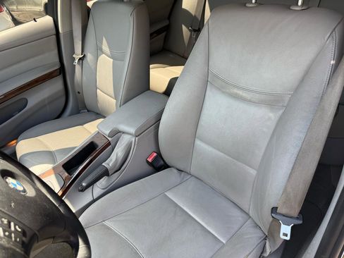 Used 2011 BMW 328i Sedan RWD image 6