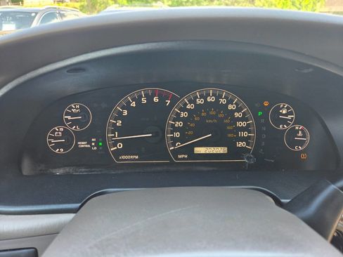 Used 2007 Toyota Sequoia Limited AWD/4WD image 21