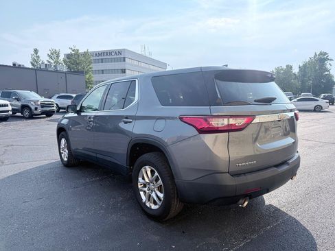 Used 2020 Chevrolet Traverse LS FWD image 3