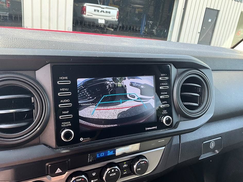 Used 2021 Toyota Tacoma SR AWD/4WD image 20