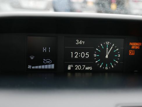 Used 2018 Subaru Forester 2.5i Limited image 31