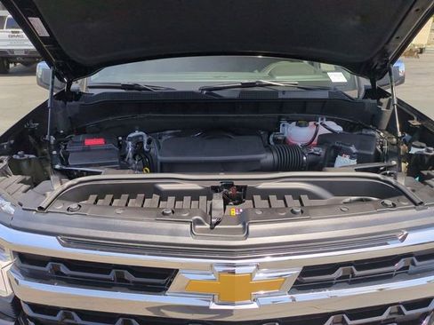 Certified 2026 Chevrolet Silverado 1500 LT AWD/4WD image 29