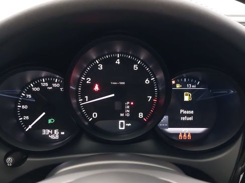 Used 2022 Porsche Macan w/ Premium Package Plus image 21