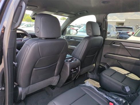 New 2025 GMC Acadia Elevation w/ Elevation Premium Package image 8