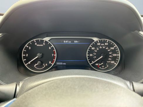 Used 2019 Nissan Altima 2.5 SR FWD image 12