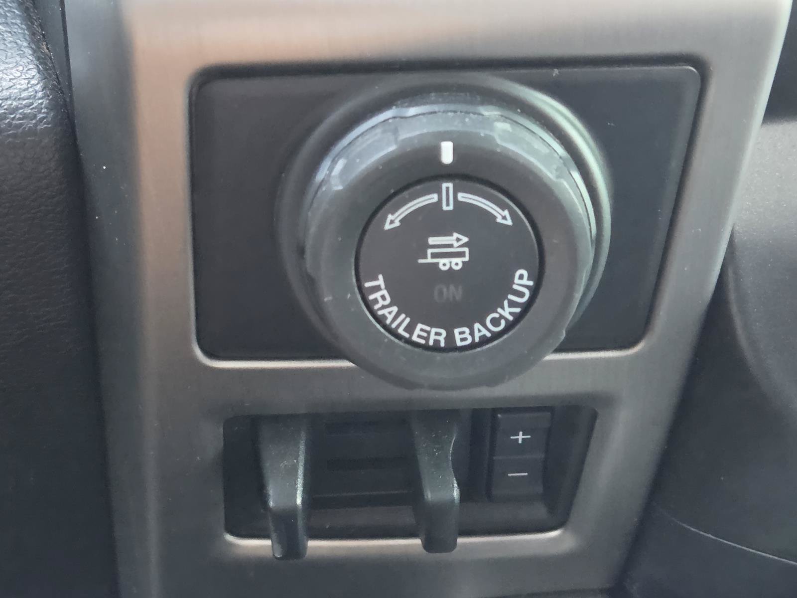 Used 2018 Ford F150 Platinum w/ Equipment Group 701A Luxury AWD/4WD image 20