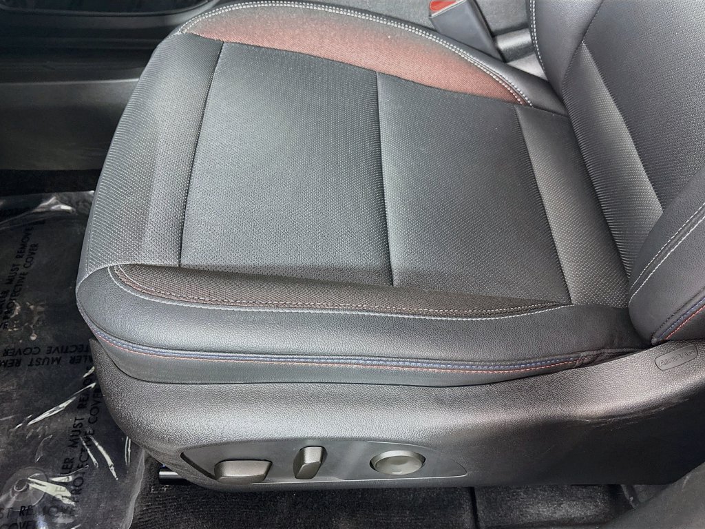 Certified 2024 Chevrolet Equinox EV RS AWD/4WD image 21