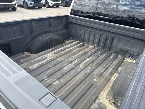 Used 2022 Ford F150 Lariat w/ Equipment Group 501A Mid image 10