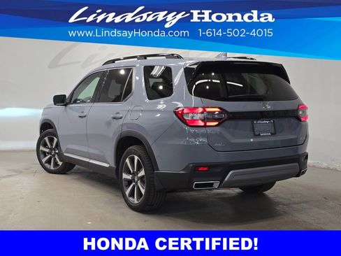 Used 2023 Honda Pilot Elite image 4