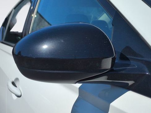 Used 2024 Nissan Altima 2.5 SR FWD image 14