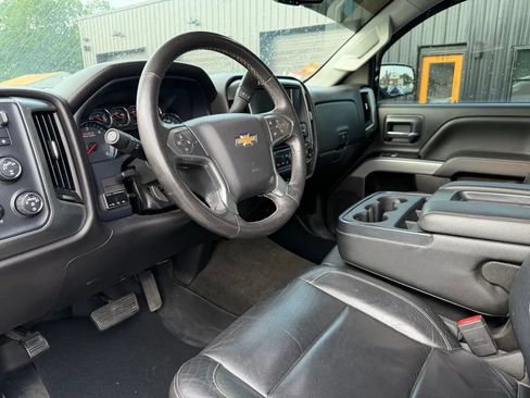 Used 2018 Chevrolet Silverado 1500 LT w/ All Star Edition AWD/4WD image 5