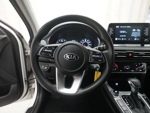 Used 2021 Kia Seltos LX AWD/4WD image 4