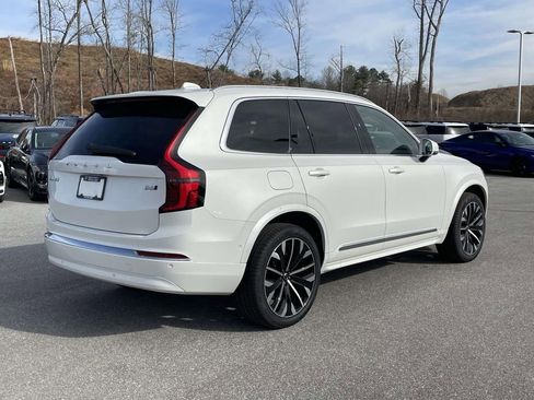 New 2026 Volvo XC90 B6 Ultra image 28