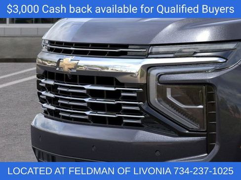 New 2025 Chevrolet Suburban Premier image 13