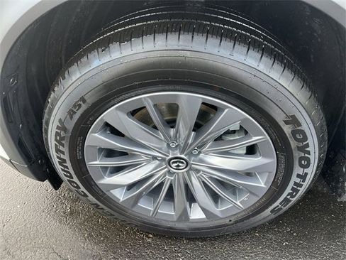 Certified 2025 MAZDA CX-90 3.3 Turbo w/ Preferred Package image 10