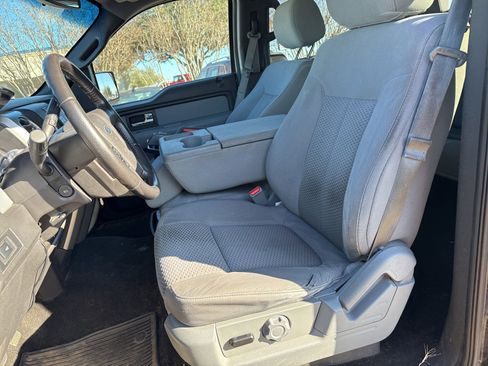 Used 2014 Ford F150 XLT w/ Equipment Group 302A Luxury image 14