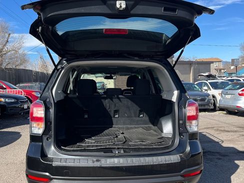 Used 2017 Subaru Forester 2.5i Premium w/ All-Weather Package image 22