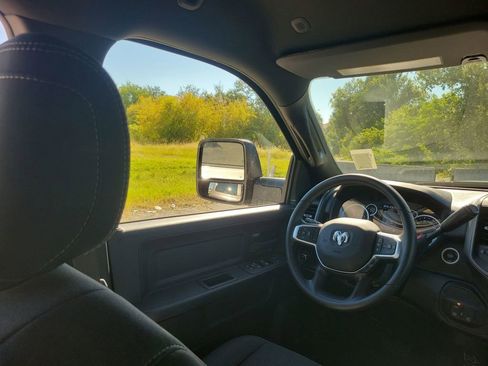 New 2026 RAM 3500 Tradesman image 15