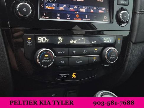 Used 2020 Nissan Rogue SL w/ Premium Package image 41