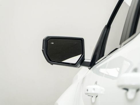 Used 2024 GMC Canyon AT4X image 14