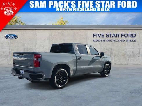 Used 2025 Chevrolet Silverado 1500 RST w/ Z71 Off-Road Package AWD/4WD image 9