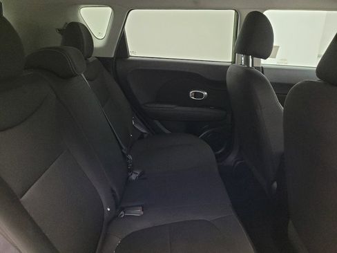 Used 2019 Kia Soul FWD image 19