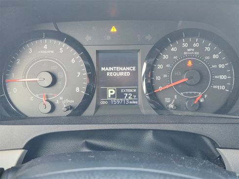 Used 2015 Toyota Sienna LE image 16