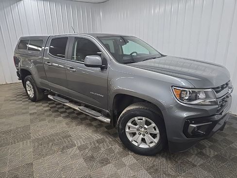 Used 2022 Chevrolet Colorado LT w/ LT Convenience Package image 9