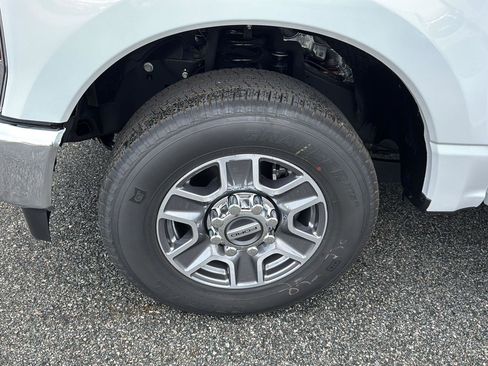 New 2026 Ford F250 Lariat image 44