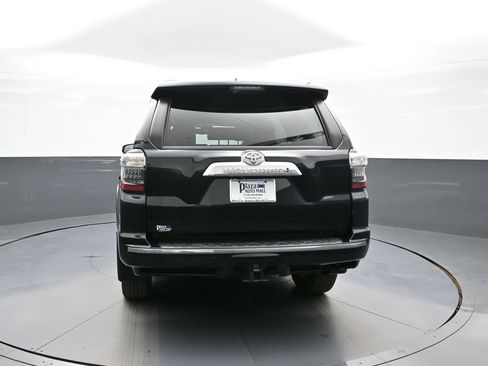 Certified 2022 Toyota 4Runner Limited image 7