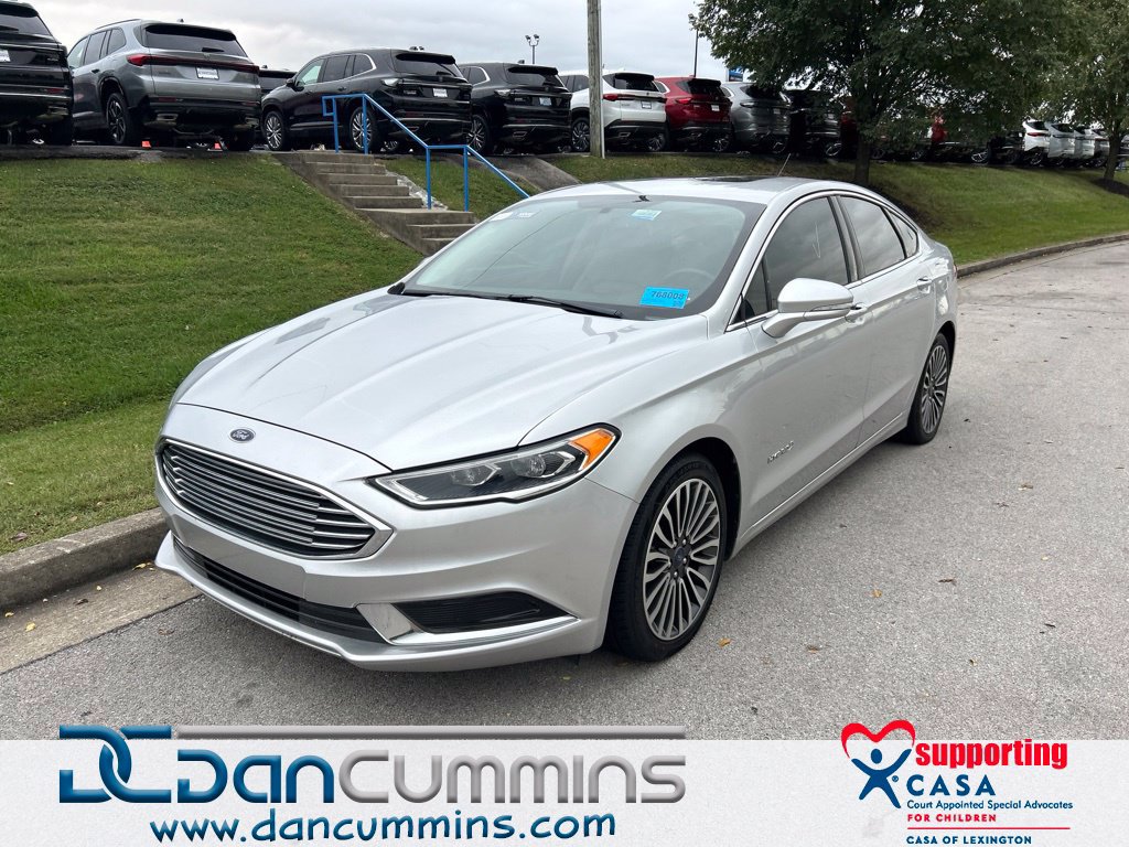 Used 2018 Ford Fusion SE w/ Equipment Group 602A FWD image 1
