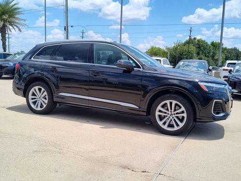 Used 2025 Audi Q7 3.0T Premium Plus AWD/4WD image 14