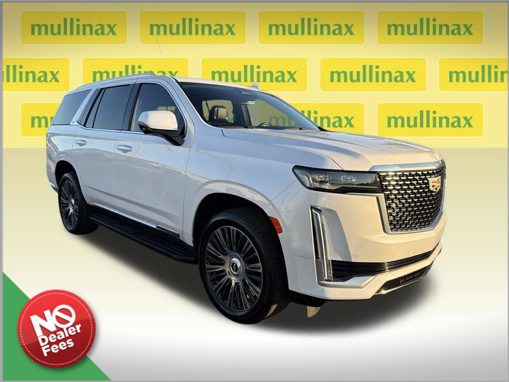 Used 2022 Cadillac Escalade Luxury AWD/4WD image 1