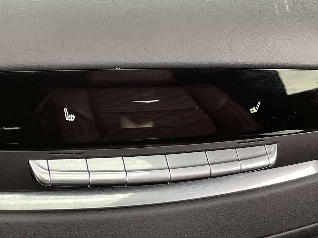 Certified 2025 Cadillac Escalade Premium Luxury w/ LPO, Floor Liner Package AWD/4WD image 24
