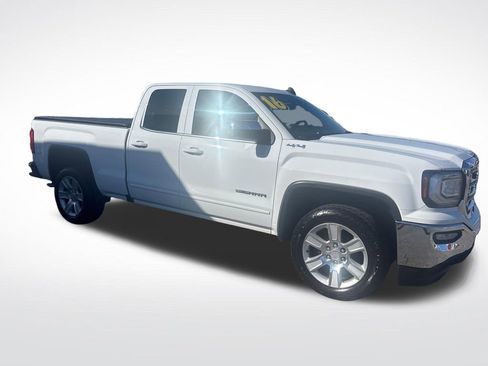 Used 2016 GMC Sierra 1500 SLE w/ SLE Value Package image 11