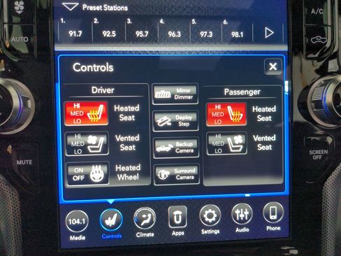 Used 2020 RAM 1500 Limited image 35