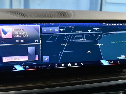 Certified 2024 BMW X7 xDrive40i AWD/4WD image 11