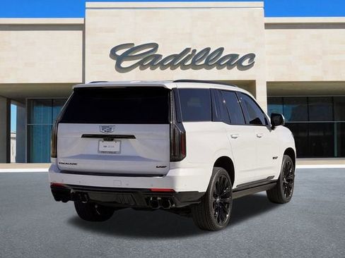 Certified 2026 Cadillac Escalade V w/ LPO, ONYX Package image 4