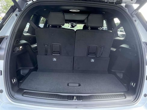 New 2025 Jeep Grand Cherokee L Limited w/ Luxury Tech Group II image 31