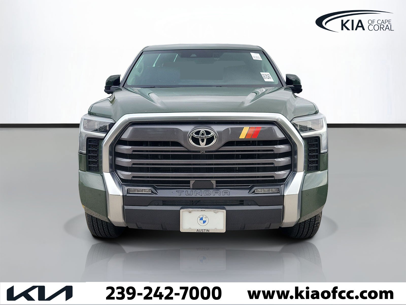 Used 2023 Toyota Tundra Limited RWD image 2